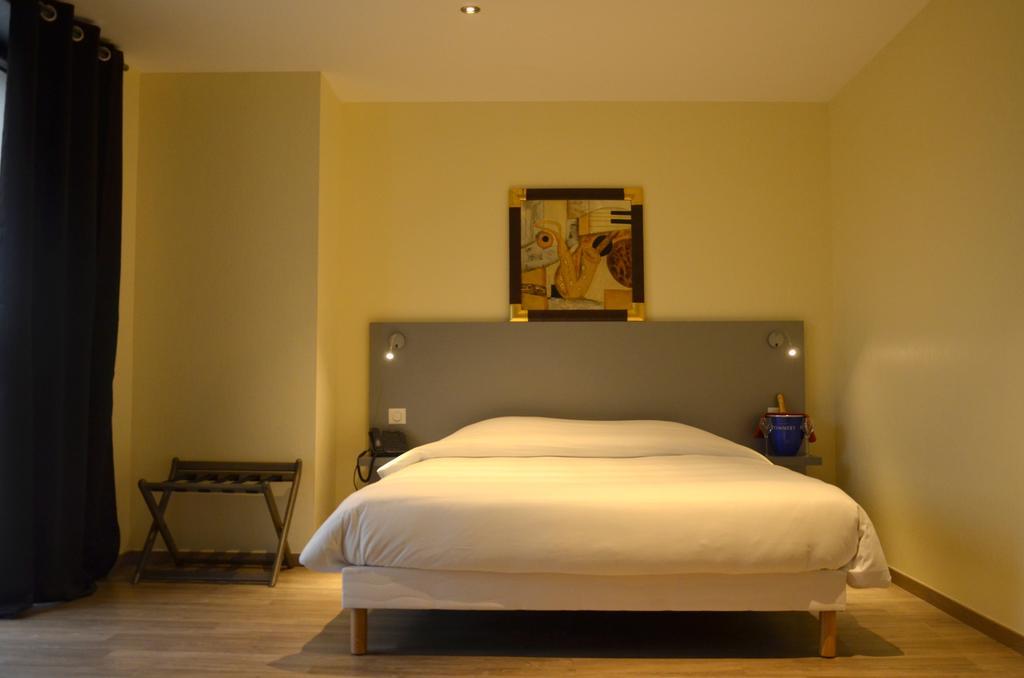 Le Grand Hotel Maubeuge Luaran gambar