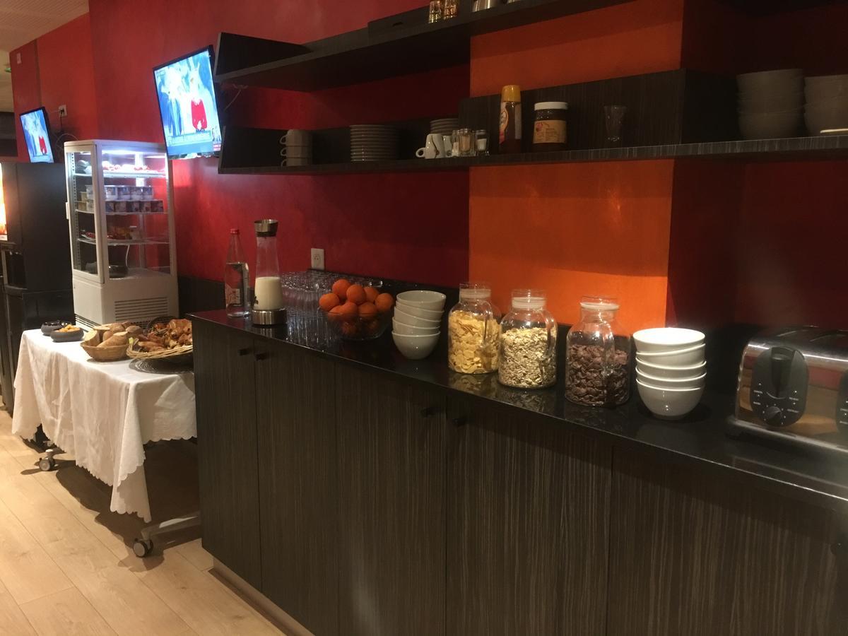 Le Grand Hotel Maubeuge Luaran gambar