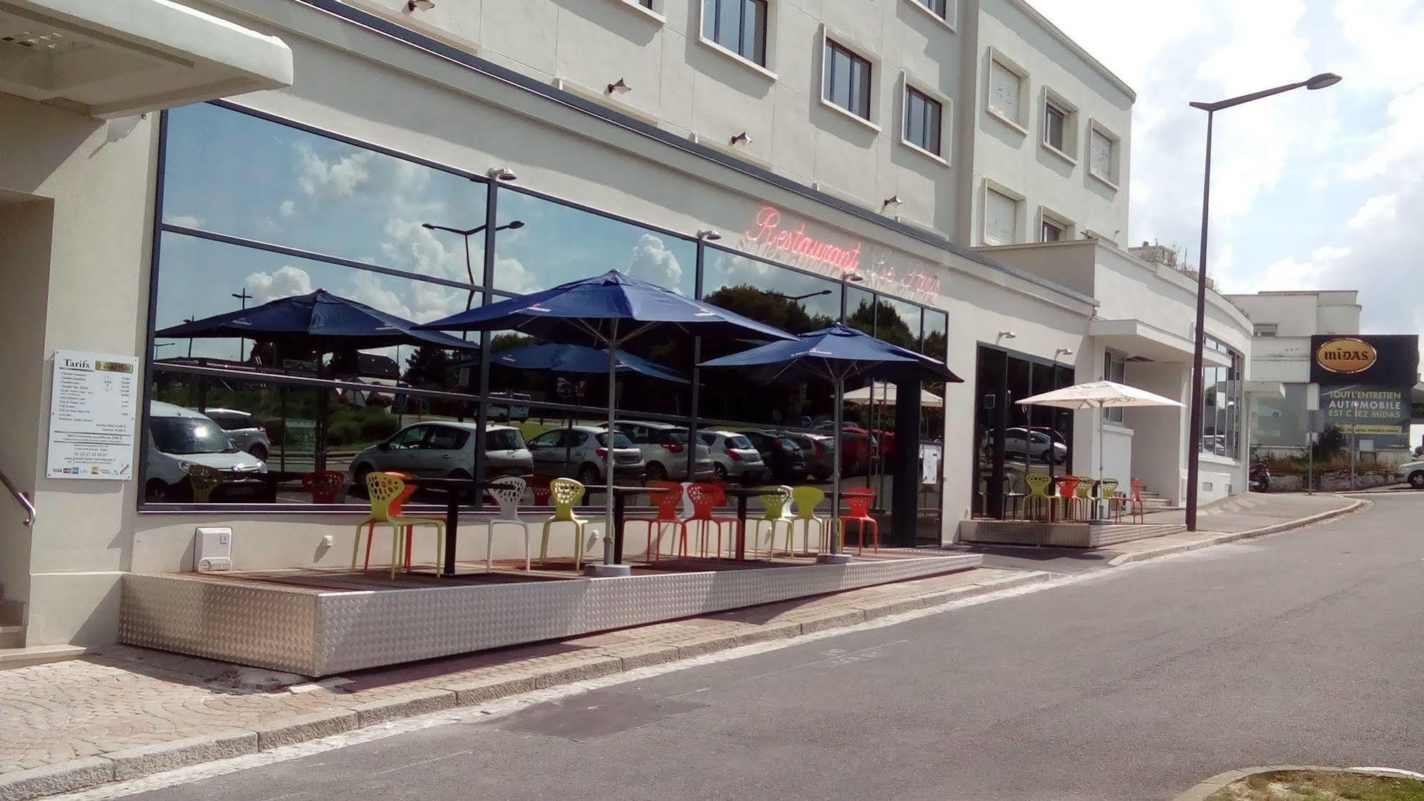 Le Grand Hotel Maubeuge Luaran gambar